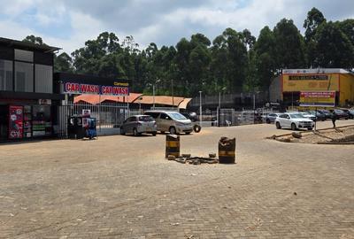 Shop with Service Charge Included in Kiambu Road - 3