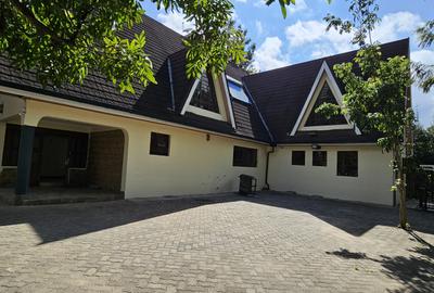 4 Bed Townhouse with En Suite in Karen