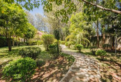 3 Bed House with En Suite in Karen - 2