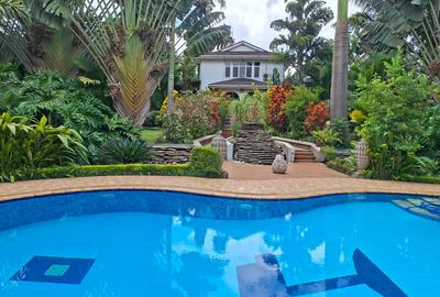 4 Bed House with En Suite in Runda