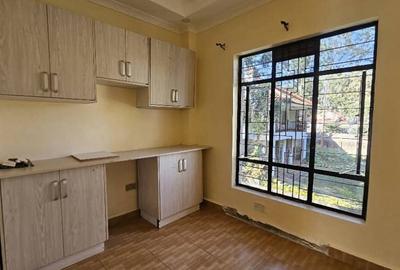 4 Bed House with En Suite in Runda