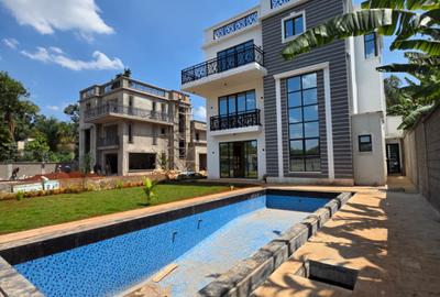5 Bed Villa with Swimming Pool in Lavington