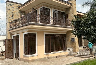 4 Bed Villa with En Suite in Kiambu Road