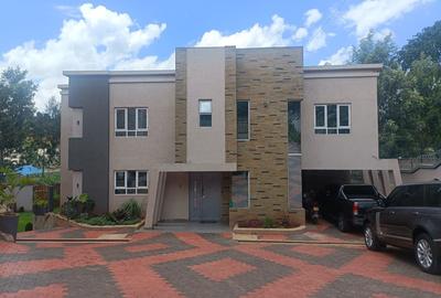 4 Bed Townhouse with En Suite at Mushroom Gardens