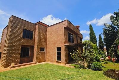 4 Bed House with En Suite at Taveta Road