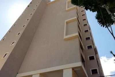 3 Bed Apartment with En Suite in Parklands