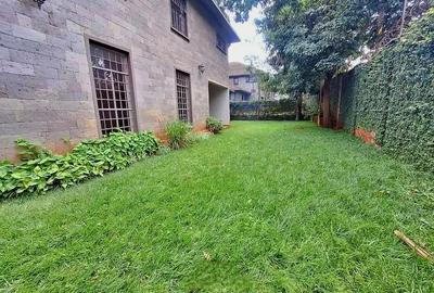 4 Bed Townhouse with En Suite in Spring Valley