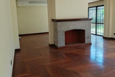 5 Bed Townhouse with En Suite at Lavington