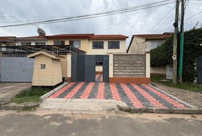 4 Bed House with En Suite in South B