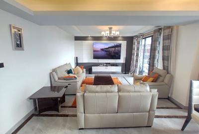 4 Bed Apartment with En Suite in Lavington