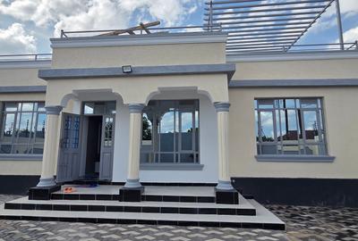 3 Bed House with En Suite at Mugutha