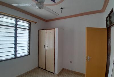 1 Bed Apartment with Borehole at Luxury Area - 3