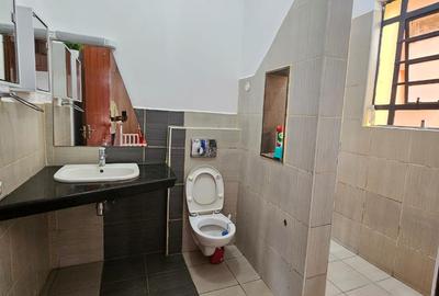 Furnished 3 Bed Apartment with En Suite in Westlands Area - 4