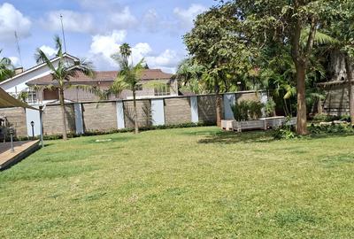 4 Bed House with En Suite in Runda - 3