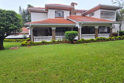 5 Bed House with En Suite at Rosslyn Road - 4