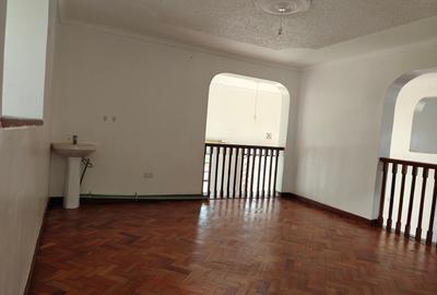 5 Bed House with En Suite at Muthaiga North