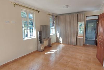 5 Bed House with En Suite in Karen - 2