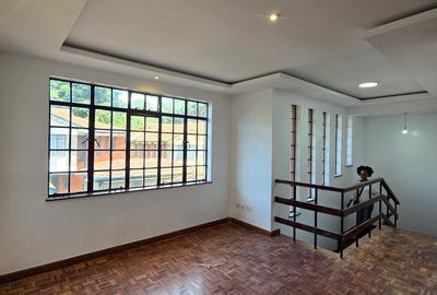4 Bed Townhouse with En Suite in Lavington - 3