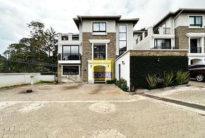 5 Bed Townhouse with En Suite in Westlands Area