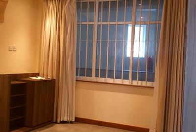 Serviced 2 Bed Apartment with En Suite in Westlands Area