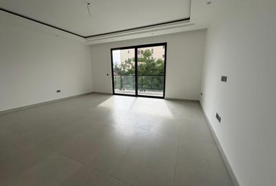 3 Bed Apartment with En Suite in Westlands Area - 2