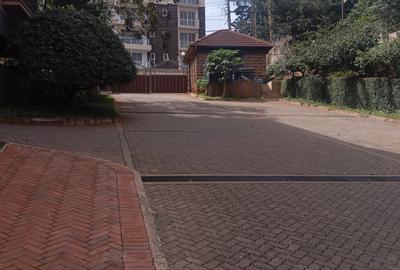 3 Bed Townhouse with En Suite in Brookside - 3