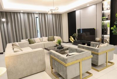 4 Bed Apartment with En Suite at Othaya Road - 4