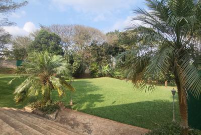 Land in Lavington