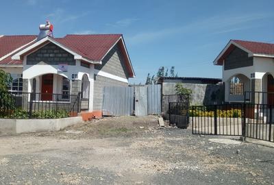 3 Bed House with En Suite at Malaa Town - 2