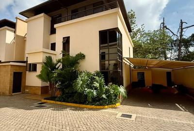 4 Bed Townhouse with En Suite at Kaputei Gardens