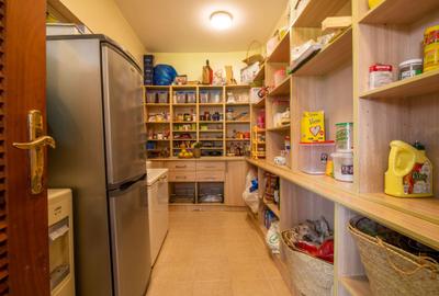 4 Bed House with En Suite in Karen - 3