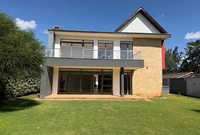 4 Bed Townhouse with En Suite at Garden Estate Road - 2