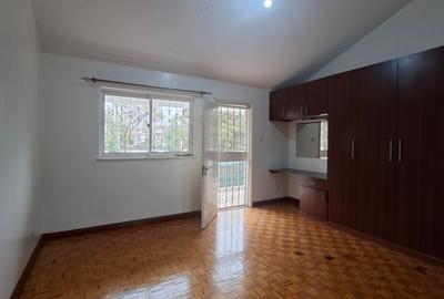 4 Bed Townhouse with En Suite in Kilimani - 4