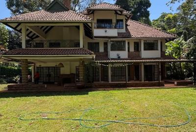 5 Bed Townhouse with En Suite in Rosslyn - 2
