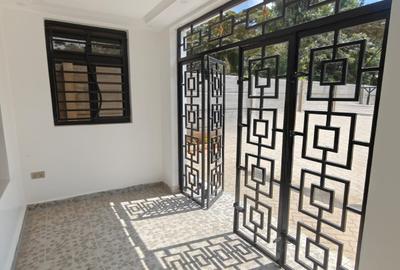 4 Bed Townhouse with En Suite in Karen - 4