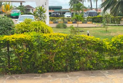 Serviced 3 Bed Apartment with En Suite at Kilua - 2
