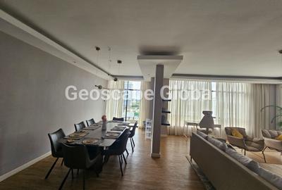 Furnished 3 Bed Apartment with En Suite in Spring Valley - 2