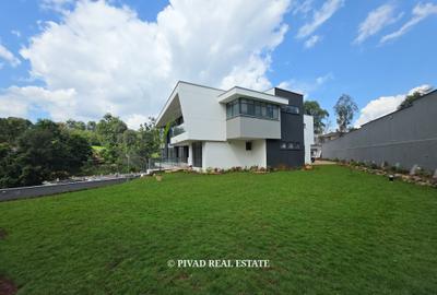 5 Bed House with Garden in Nyari