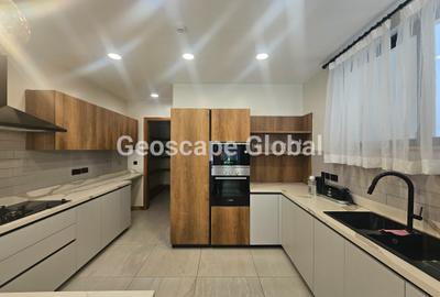 Furnished 4 Bed Apartment with En Suite in Spring Valley - 4