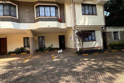 4 Bed House with En Suite in Spring Valley