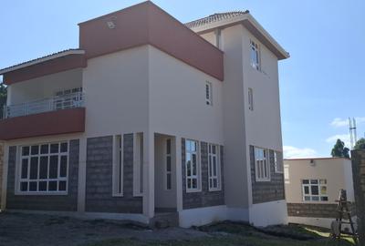 4 Bed Townhouse with En Suite at Matasia