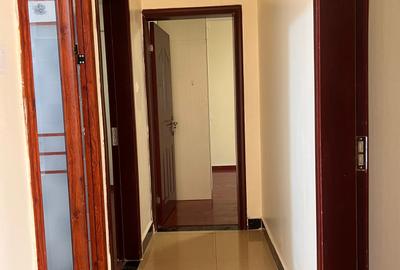 3 Bed Apartment with Gym in Kilimani - 3