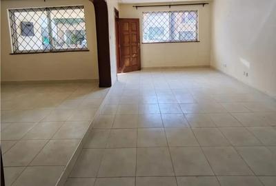 4 Bed Townhouse with En Suite in Kileleshwa - 4