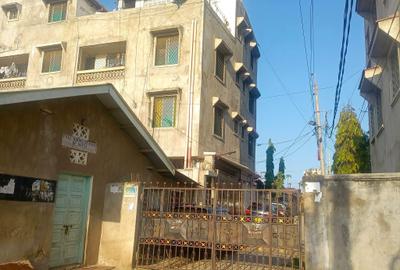 10 Bed House at Bamburi - 4