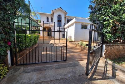 3 Bed Townhouse with En Suite in Kileleshwa