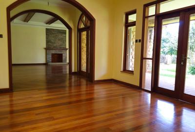 5 Bed Townhouse with En Suite in Karen