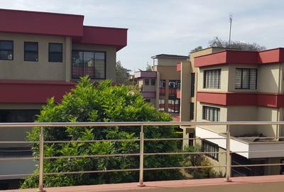 5 Bed Townhouse with En Suite at Convent Drive - 2