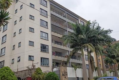 2 Bed Apartment with En Suite at Rhapta Rd