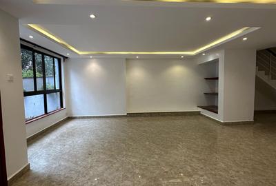 3 Bed Townhouse with En Suite at Riverside Drive