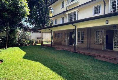 5 Bed Townhouse with En Suite at Mzima Springs